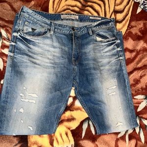 Guess Men’s Slim Tapered Jeans